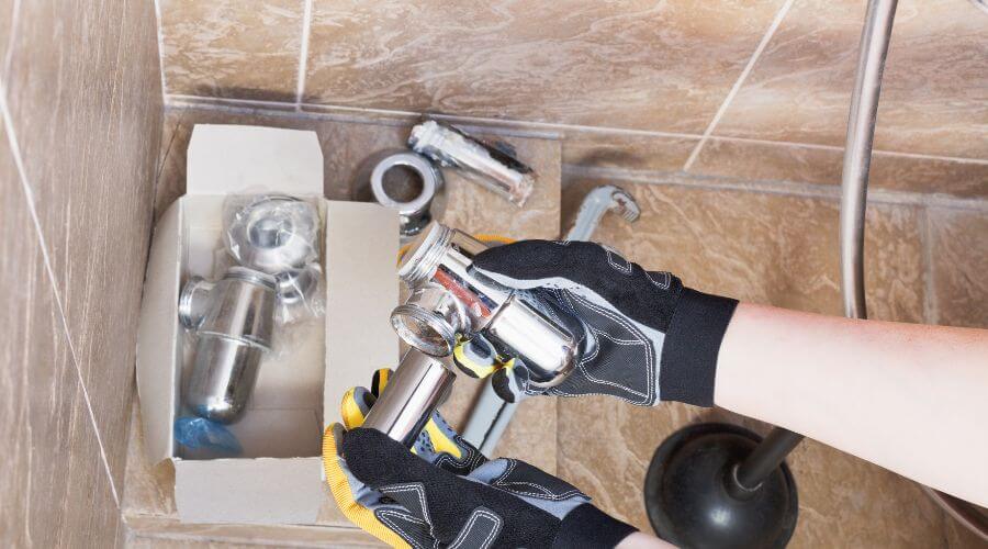 Expert Emergency Roof Repairs services in Hawaiian Gardens, CA